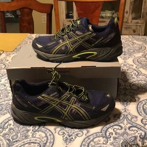ASICS Gel-Venture 5 size 12 wide (4e)
